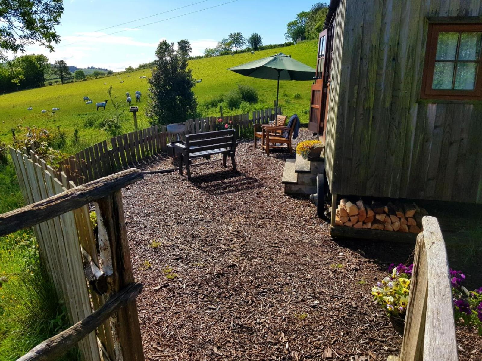 Eco Accommodation Cornflower Craven Arms Exterior foto